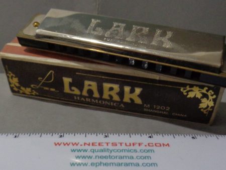 Vintage, LARK HARMONICA, 1960s 70s, Trem style tuning, wood comb, 12 hole, key of C,Shanghai,M 1202 Hot on Sale